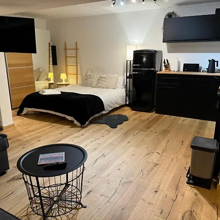 Avec Apartment