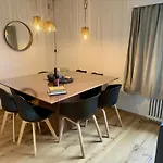 아파트 Avec