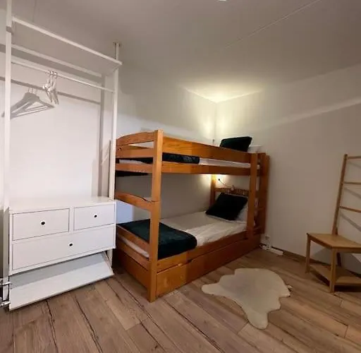 Apartament Avec *